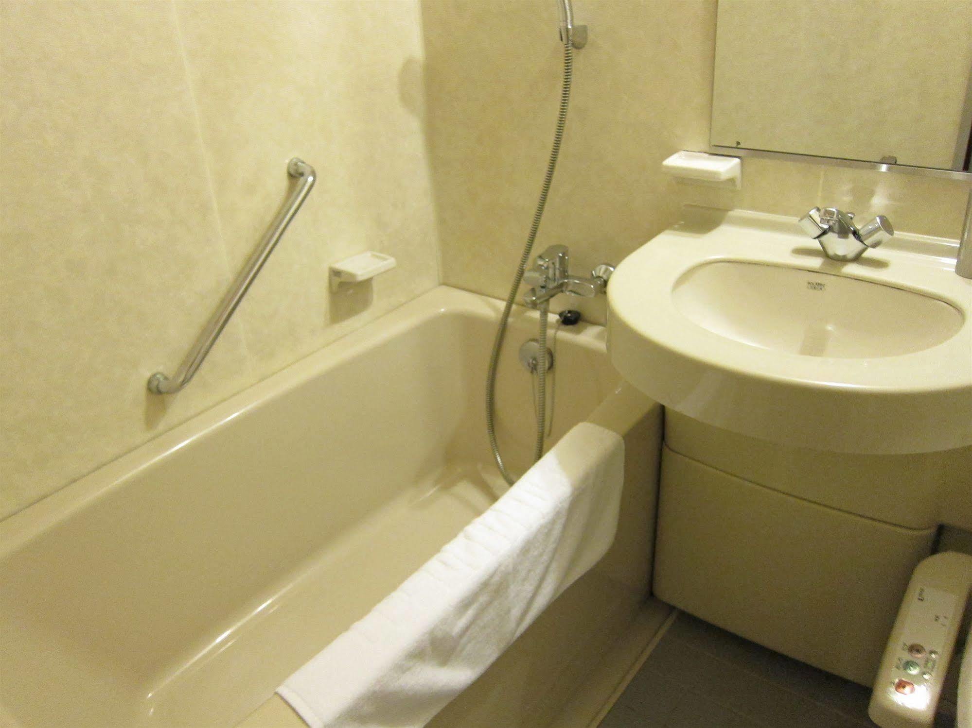 Hotel Trusty Nagoya Exteriör bild